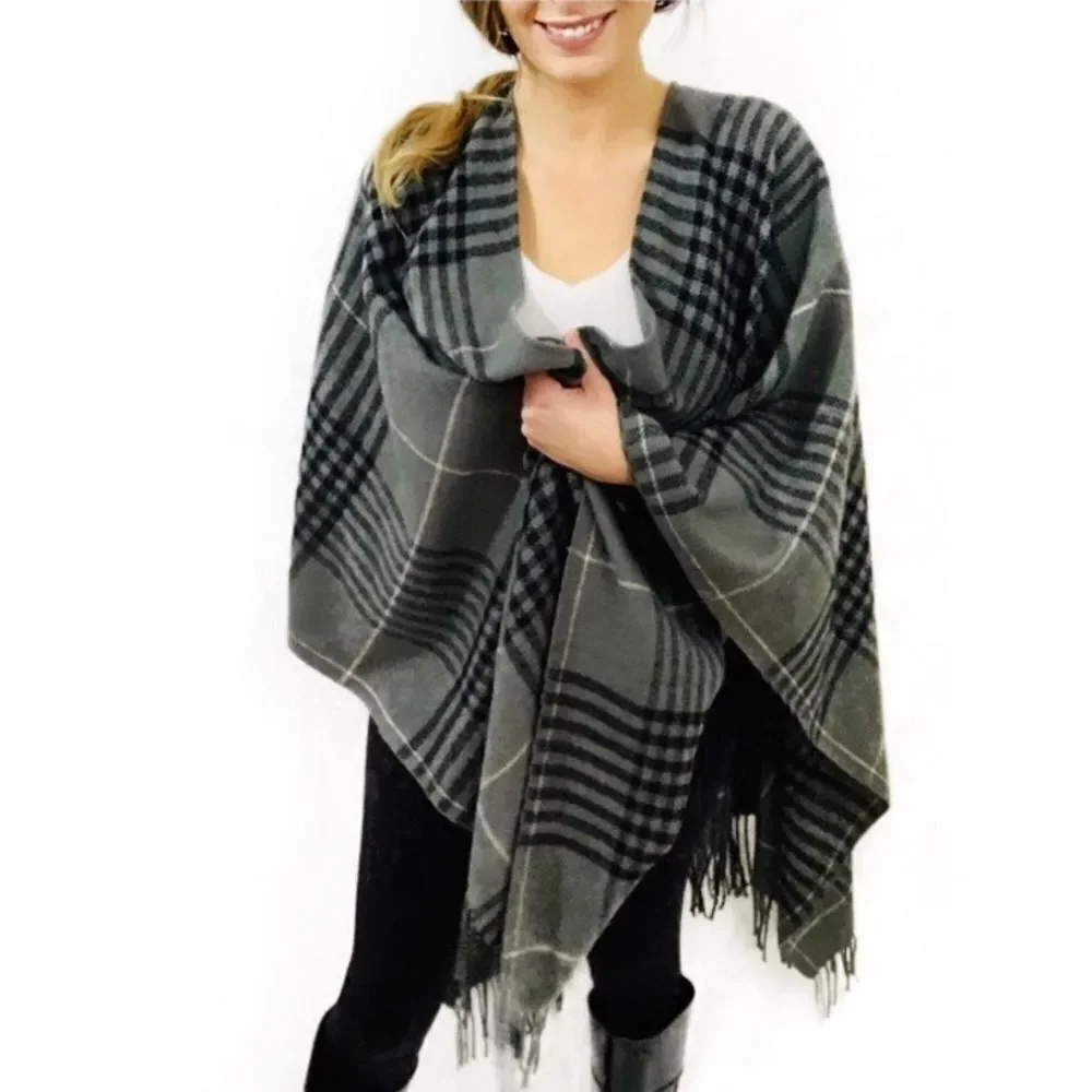 Croft & Barrow Plaid Poncho Sweater Sz OS